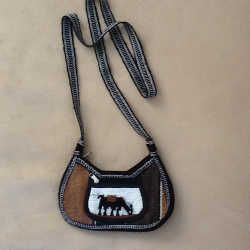 Peru purse